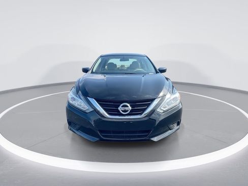 Used 2017 Nissan Altima 2.5 S w/ Power Driver Seat Package FWD image 3