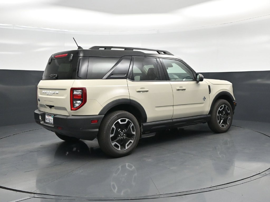Certified 2024 Ford Bronco Sport Outer Banks AWD/4WD image 25