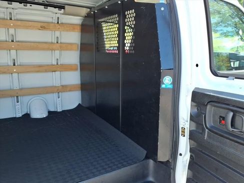 Used 2023 Chevrolet Express 2500 Work Van w/ Driver Convenience Package image 14