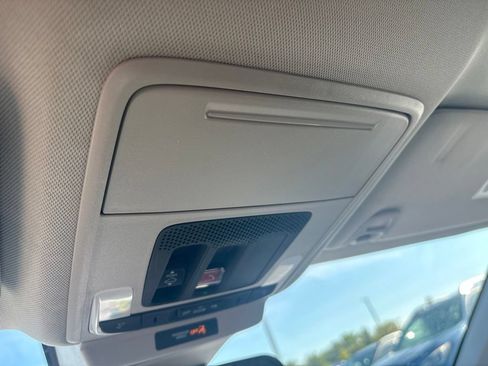 Used 2023 Honda Accord EX image 19