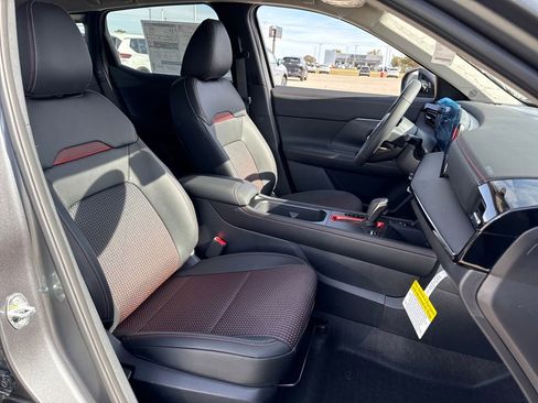 New 2026 Nissan Kicks SR w/ Illumination Package image 13
