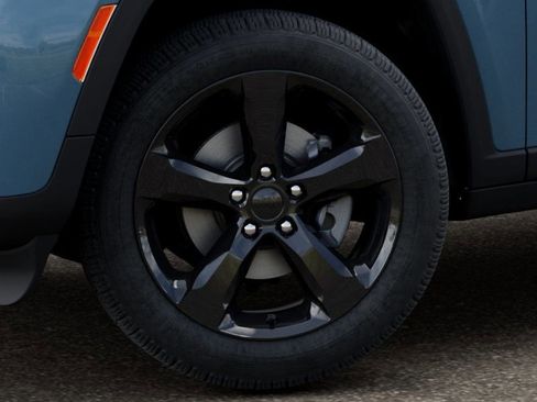 New 2026 Jeep Grand Cherokee L Limited AWD/4WD image 13