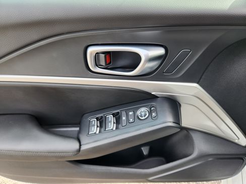 Used 2025 Acura Integra FWD image 17
