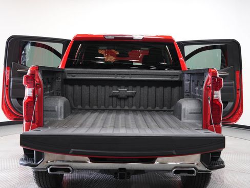 Used 2026 Chevrolet Silverado 1500 LT AWD/4WD image 13