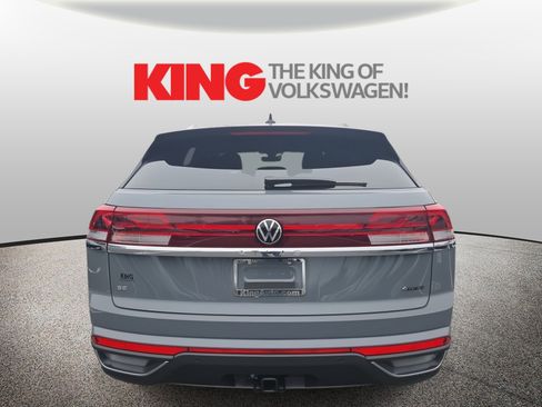 New 2026 Volkswagen Atlas Cross Sport SE image 4