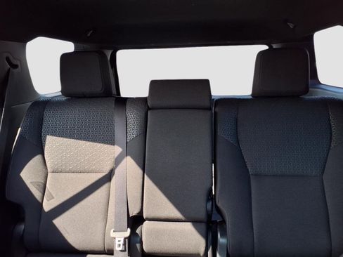 Used 2025 Toyota 4Runner SR5 image 31