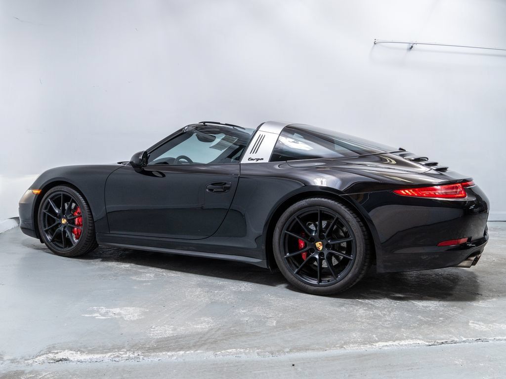 Used 2016 Porsche 911 Targa 4S AWD/4WD image 2