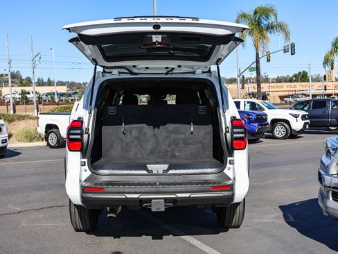 Certified 2025 Toyota 4Runner SR5 image 26