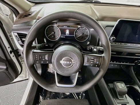 Certified 2023 Nissan Rogue SV AWD/4WD image 20