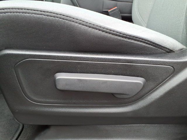 Certified 2022 RAM 1500 Big Horn AWD/4WD image 15