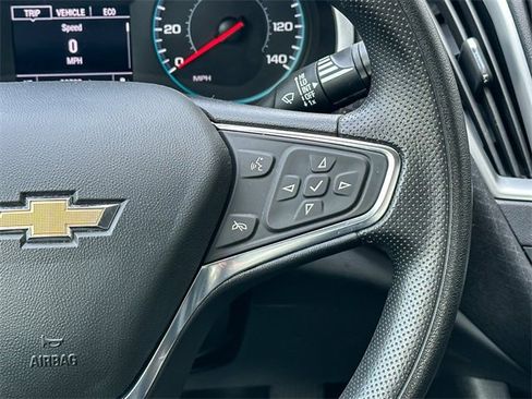 Used 2024 Chevrolet Malibu LT image 20