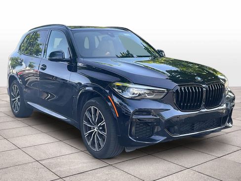 Used 2023 BMW X5 xDrive40i w/ M Sport Package AWD/4WD image 2