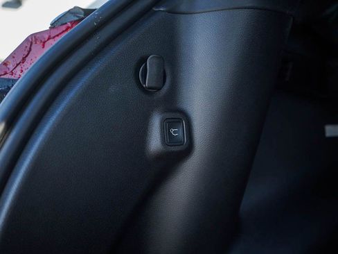 New 2026 Jeep Compass Limited image 8