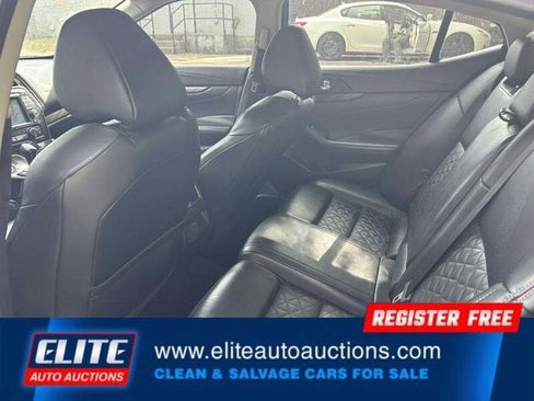 Used 2018 Nissan Maxima Platinum w/ Interior Lighting Package image 16