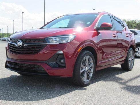 Used 2023 Buick Encore GX Select w/ Sport Touring Package FWD image 3