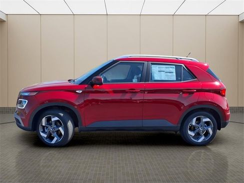 New 2025 Hyundai Venue Limited image 4