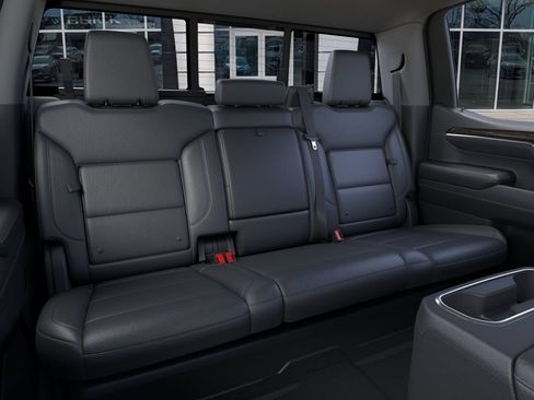 New 2026 GMC Sierra 1500 SLT w/ SLT Convenience Package AWD/4WD image 17