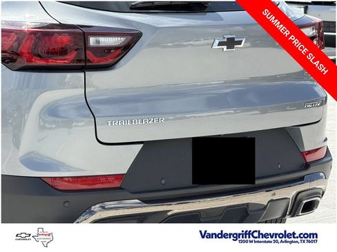 Certified 2024 Chevrolet TrailBlazer ACTIV w/ Driver Confidence Package FWD image 6