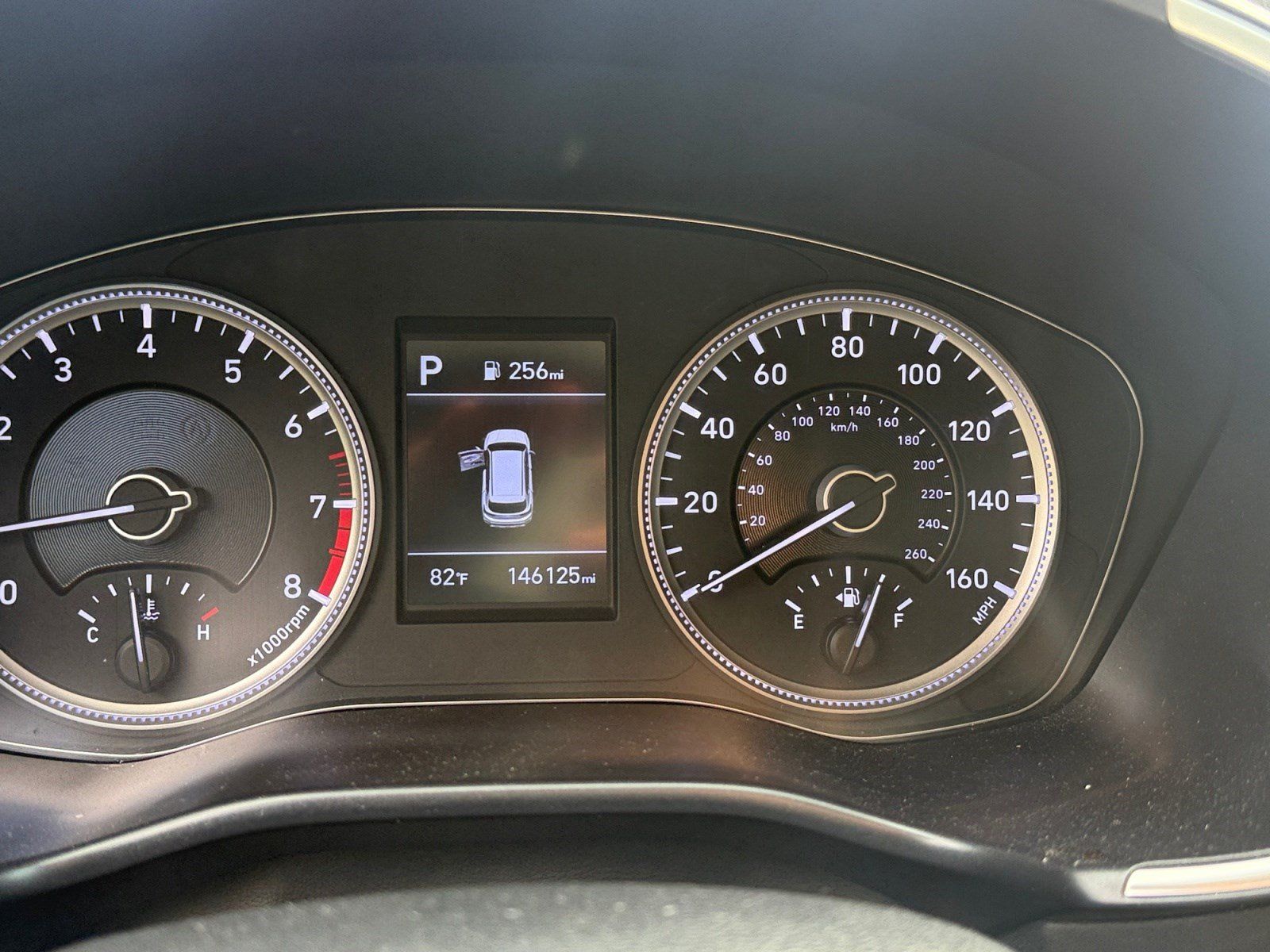 Used 2019 Hyundai Santa Fe SE AWD/4WD image 11