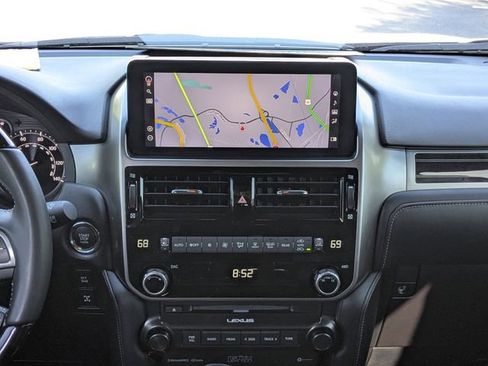 Certified 2023 Lexus GX 460 Premium w/ Accessory Package AWD/4WD image 18