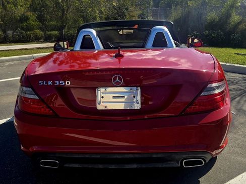 Used 2012 Mercedes-Benz SLK 350 image 4