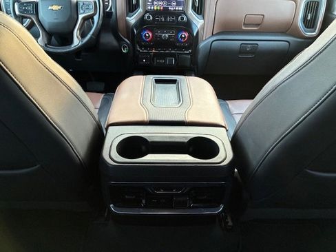 Used 2022 Chevrolet Silverado 2500 High Country image 20