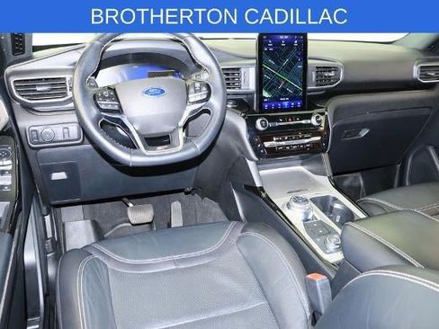 Used 2022 Ford Explorer ST w/ Equipment Group 401A AWD/4WD image 27