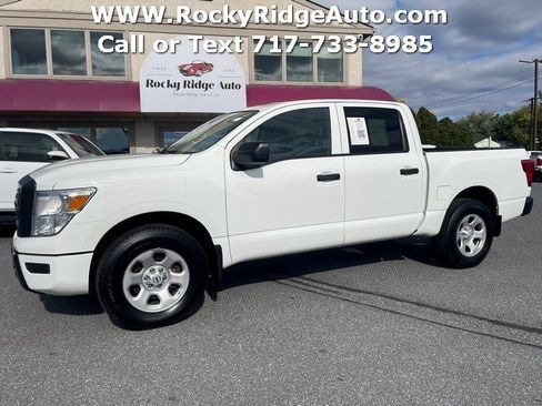 Used 2022 Nissan Titan S w/ S Utility Package image 4