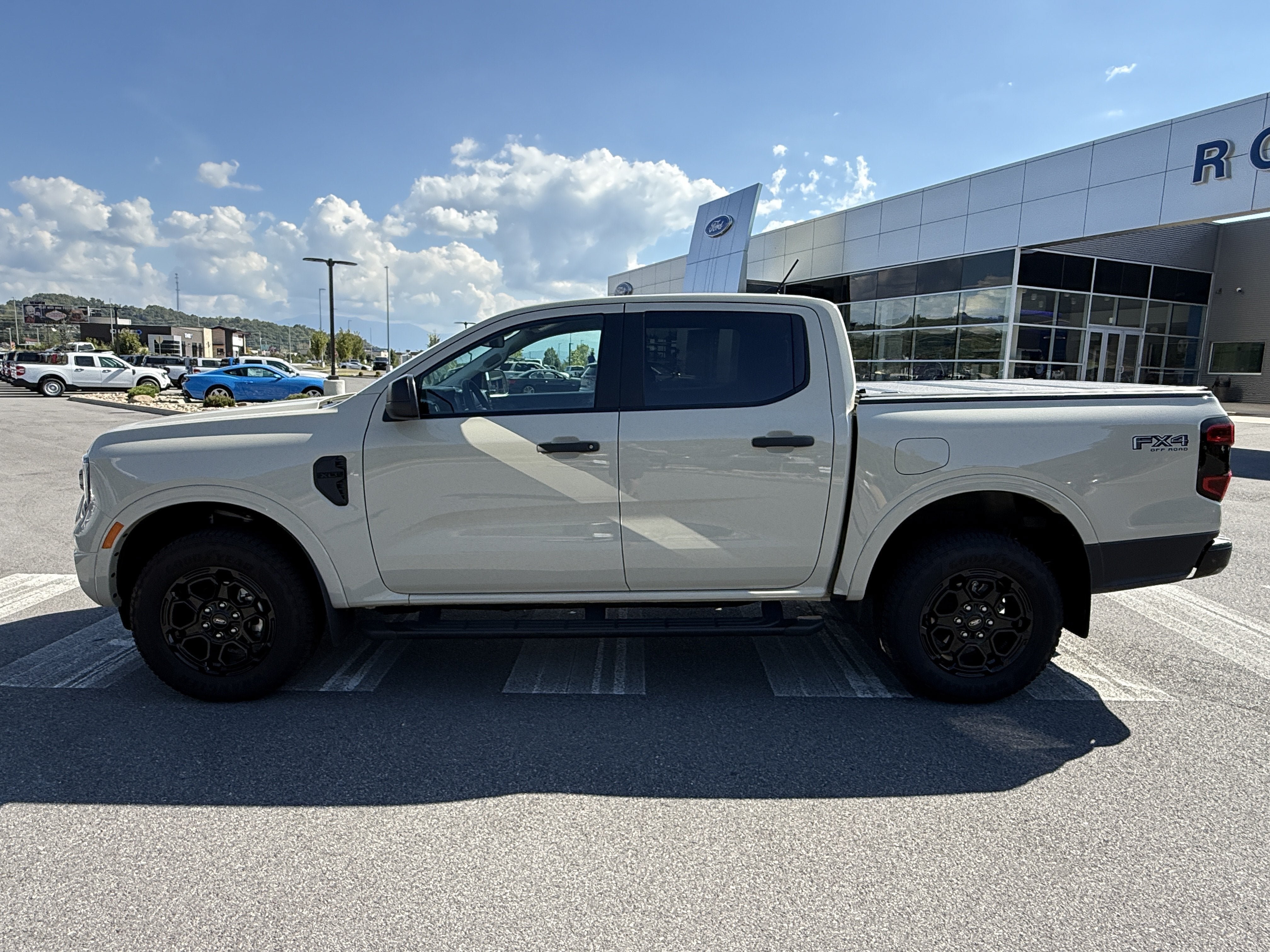 Used 2025 Ford Ranger XLT w/ Equipment Group 301A High AWD/4WD image 8