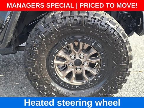 Used 2022 Jeep Wrangler Unlimited Rubicon w/ Trailer Tow Package AWD/4WD image 15