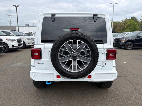 Used 2024 Jeep Wrangler High Altitude AWD/4WD image 6