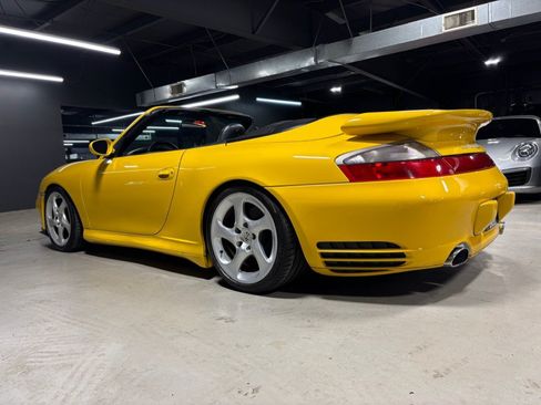 Used 2004 Porsche 911 Carrera 4S AWD/4WD image 3