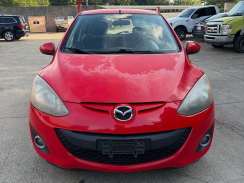 Used 2011 MAZDA MAZDA2 Touring FWD image 2