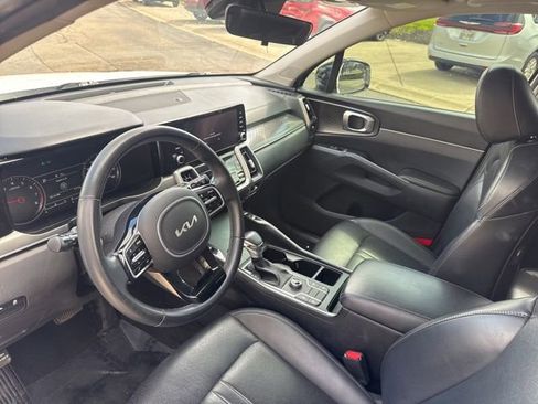 Used 2022 Kia Sorento S w/ Panoramic Sunroof Package image 15