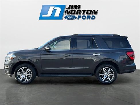 Used 2024 Ford Expedition Limited image 6