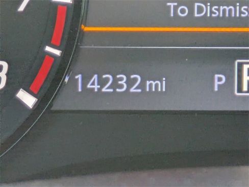 Used 2022 Nissan Frontier Pro-X w/ Technology Package image 25