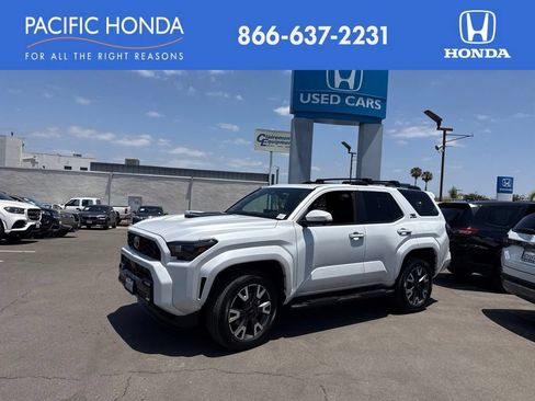 Used 2025 Toyota 4Runner TRD Sport Premium AWD/4WD image 1