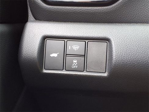 Certified 2025 Honda Pilot Black Edition image 25