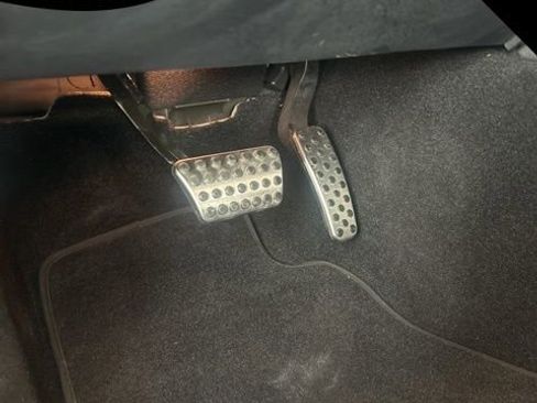 Used 2023 Dodge Challenger R/T Scat Pack w/ T/A Package image 25