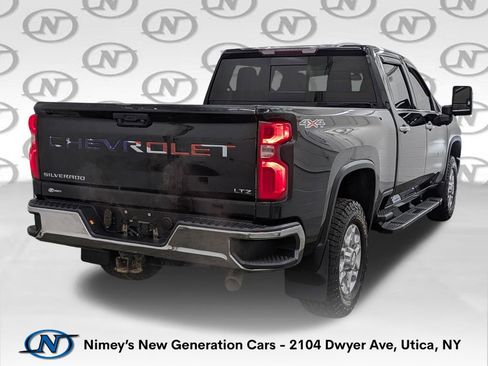 Used 2020 Chevrolet Silverado 2500 LTZ w/ LTZ Convenience Package AWD/4WD image 4