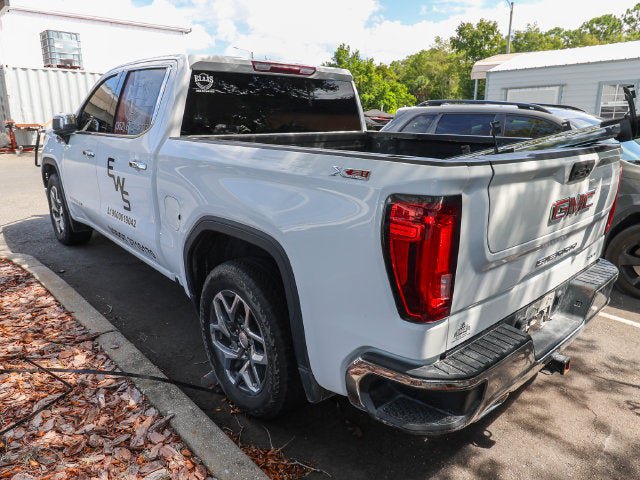 Used 2023 GMC Sierra 1500 SLT w/ SLT Premium Package AWD/4WD image 3