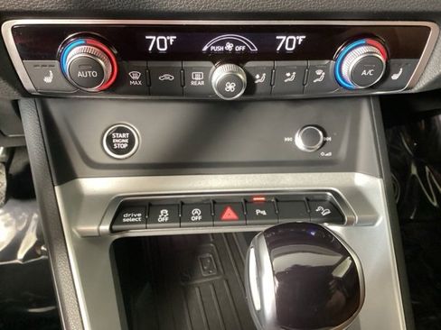 Used 2023 Audi Q3 2.0T Premium Plus w/ Premium Plus Package image 24