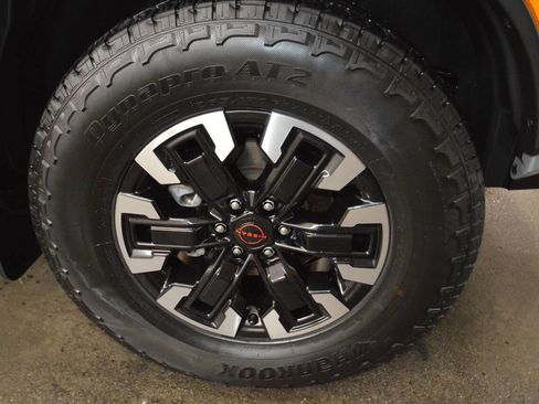 Used 2024 Nissan Frontier PRO-4X w/ Pro Convenience Package image 5