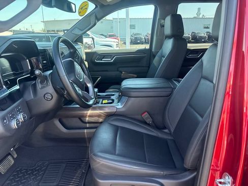 Used 2024 GMC Sierra 1500 SLT w/ SLT Premium Plus Package AWD/4WD image 11