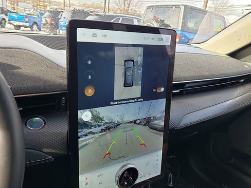 Used 2021 Ford Mustang Mach-E Premium image 27