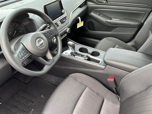 New 2025 Nissan Altima 2.5 S image 7