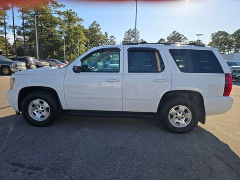 Used 2009 Chevrolet Tahoe LT w/ Luxury Package image 4