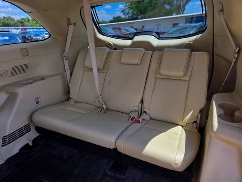 Used 2017 Toyota Highlander Limited Platinum image 11