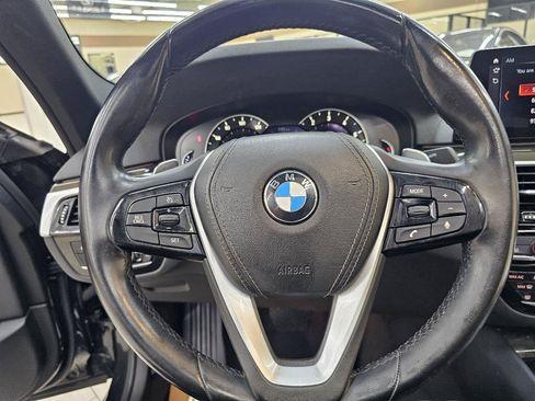Used 2017 BMW 530i RWD image 29