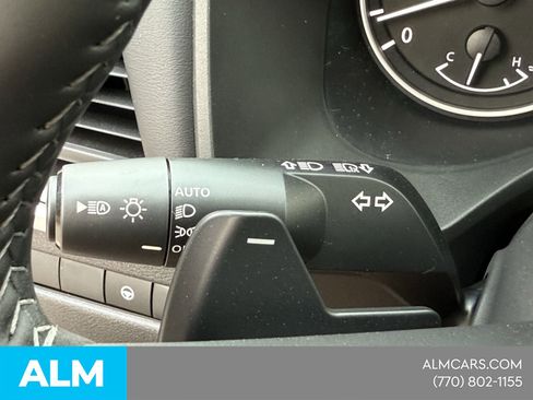 Used 2025 Nissan Rogue SV FWD image 20